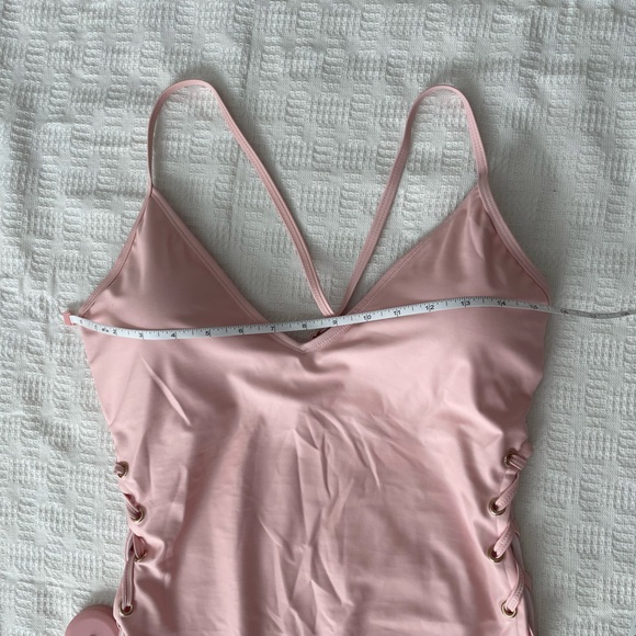 Swimsut & dress - Picture 13 of 15